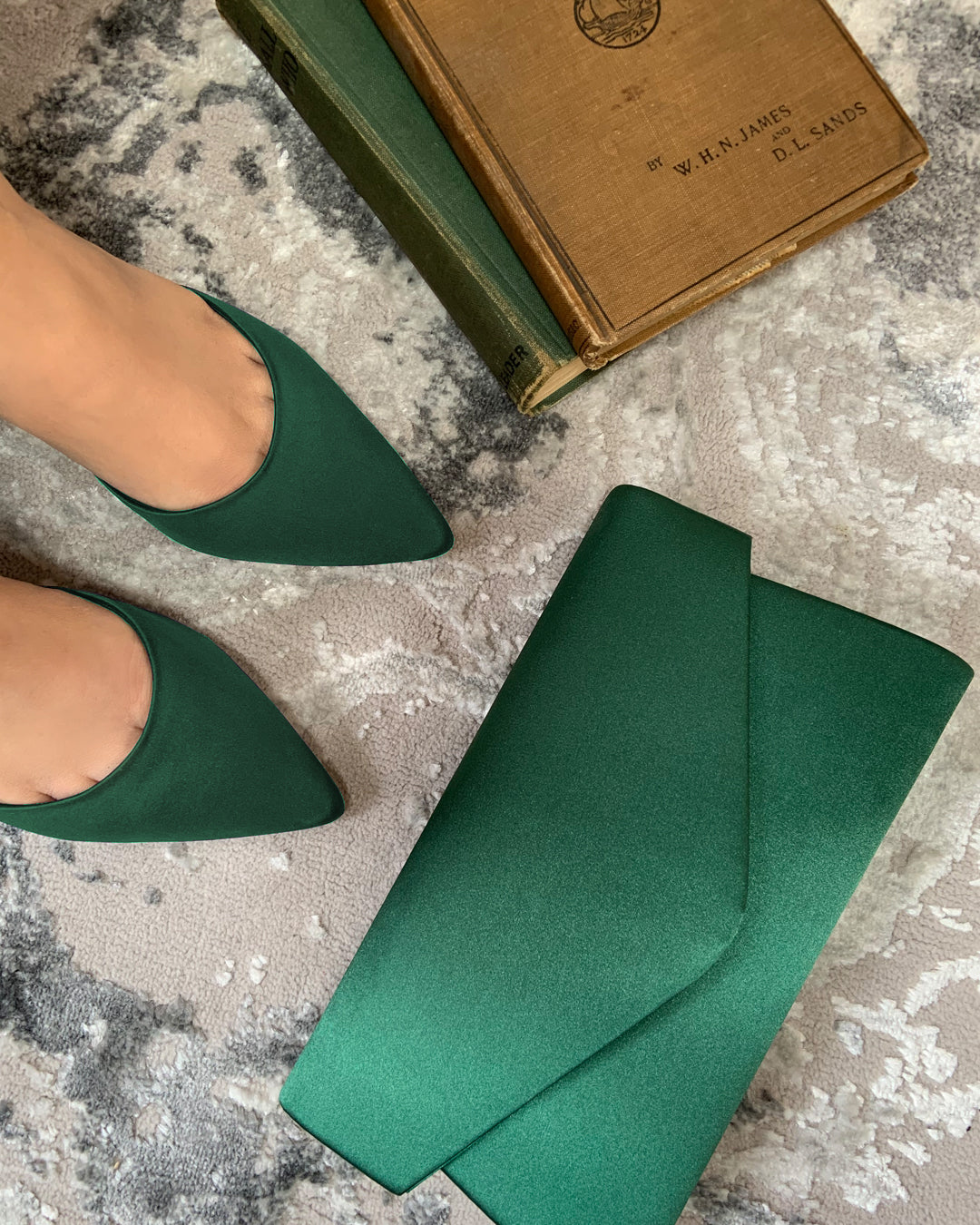 Simone forest green satin clutch bag