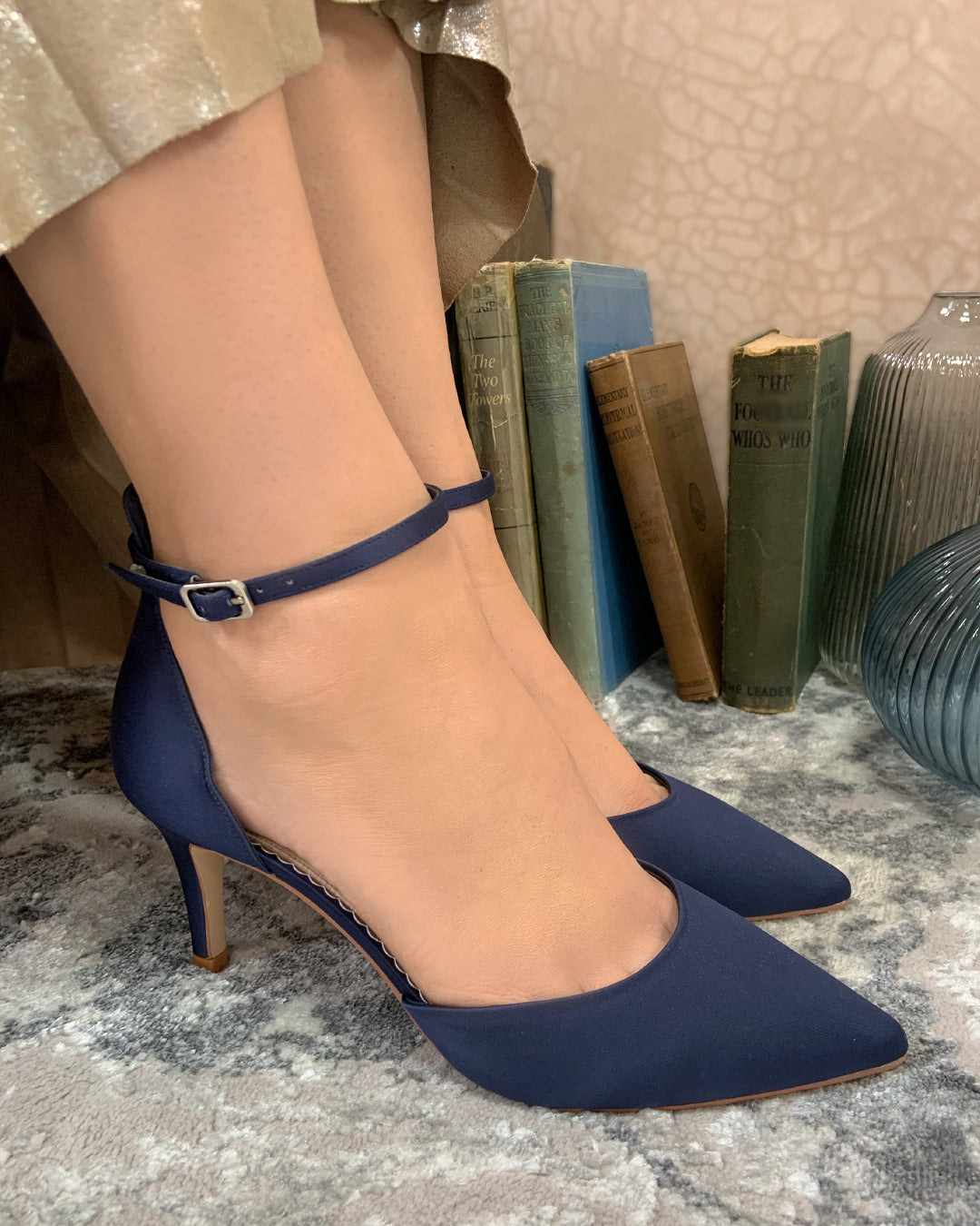 Daniella midnight navy pointed courts