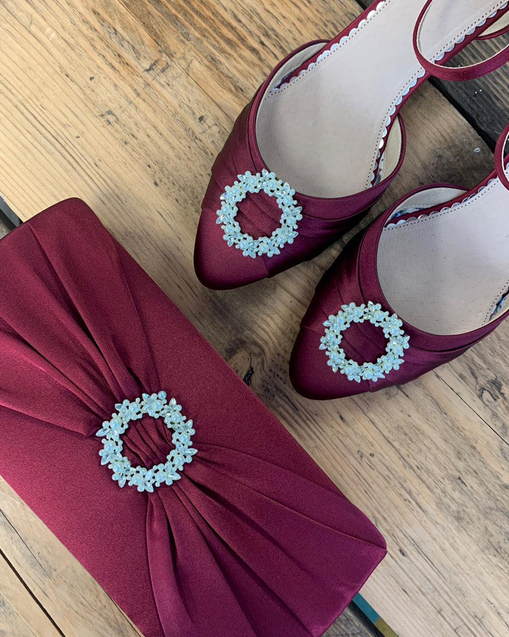 Kitty berry heel with diamante trim