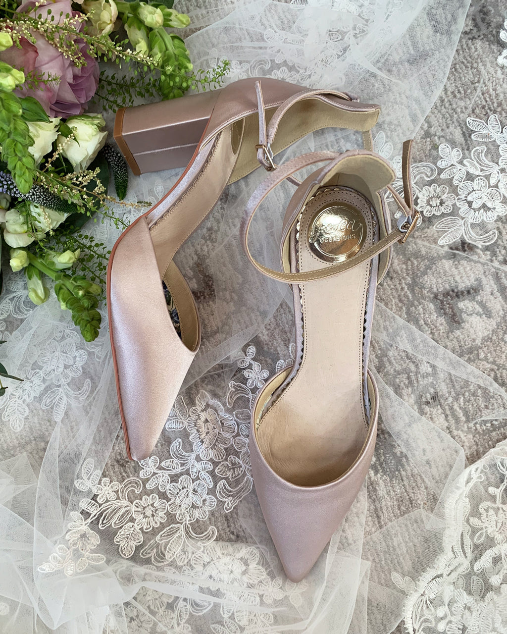 Liberty taupe block heel points