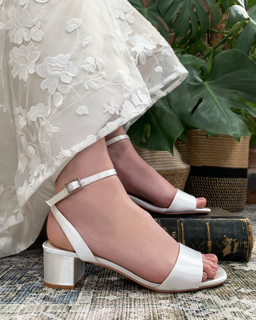 Riley low block heel sandal