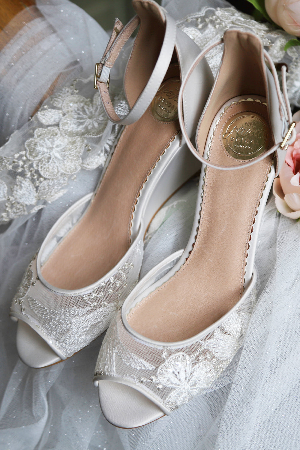 Naomi ivory SIZES 42 ONLY